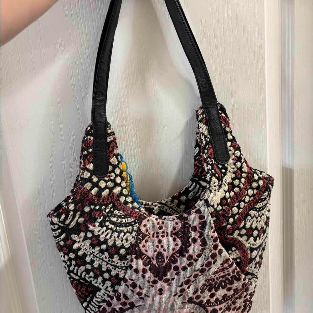 Volcom Black and Red Patterned Shoulder Bag